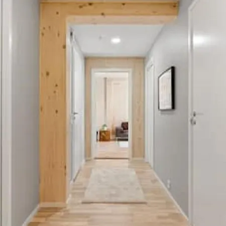 Проживание в семье 5,1sq Mts -forests Cozy House *