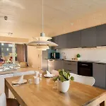 ホームステイ 5,1sq Mts -forests Cozy House